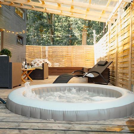 Secret Lake Prag Magic Place Relaxation& Wellness Rehenice Exterior foto